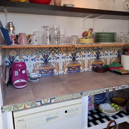 Cactus House,2 Bedrooms,swimming Pool,parking,few Steps To Beach,wifi *