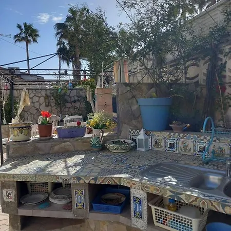 Cactus House,2 Bedrooms,swimming Pool,parking,few Steps To Beach,wifi