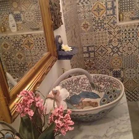 Cactus House,2 Bedrooms,swimming Pool,parking,few Steps To Beach,wifi بيت للعطل *